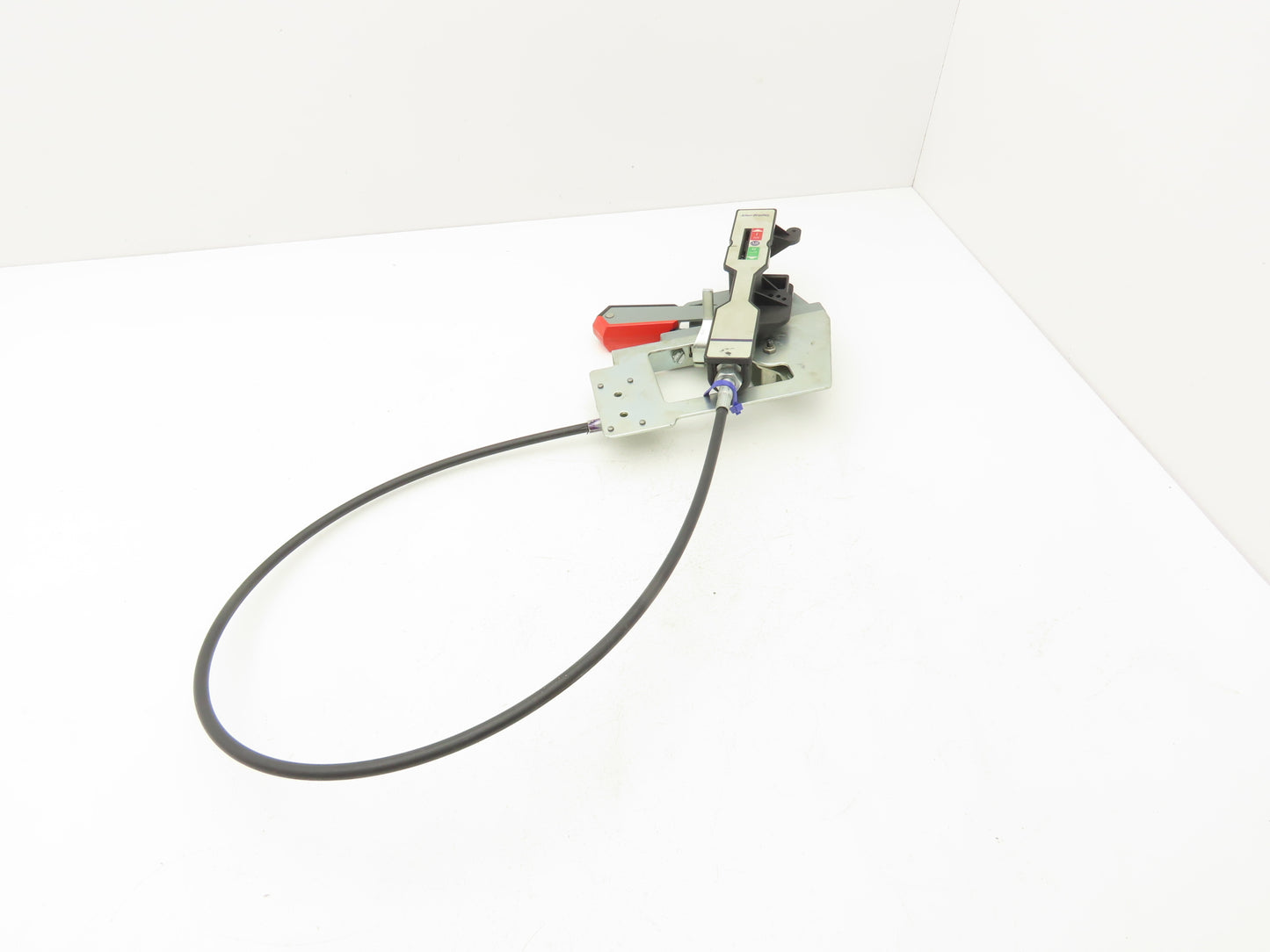 Allen Bradley 140G-H-FMX04 Disconnect Switch Flex Cable Operator 4' Ser A