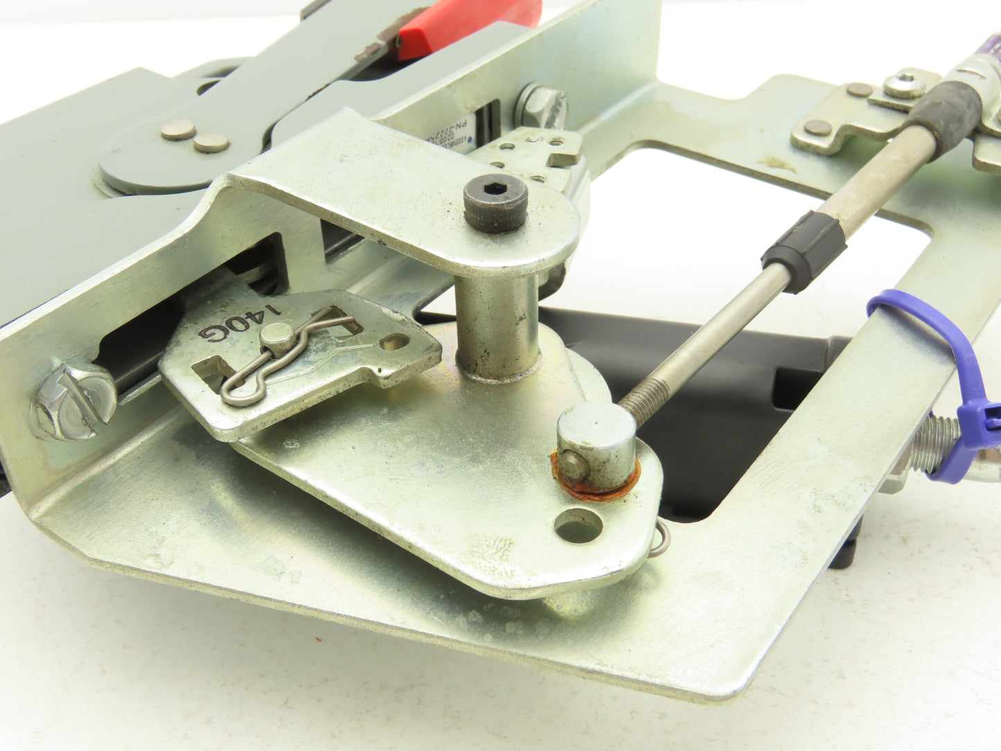 Allen Bradley 140G-H-FMX04 Disconnect Switch Flex Cable Operator 4' Ser A