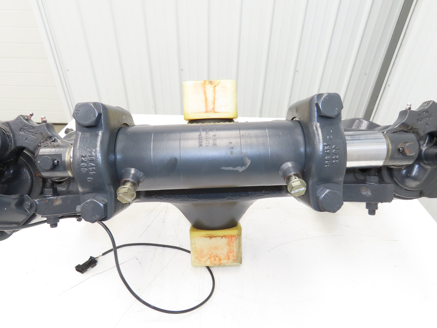 Linde AL20-03/3708 Forklift Rear Axle Dual Hydraulic Steering Assembly Off E20C