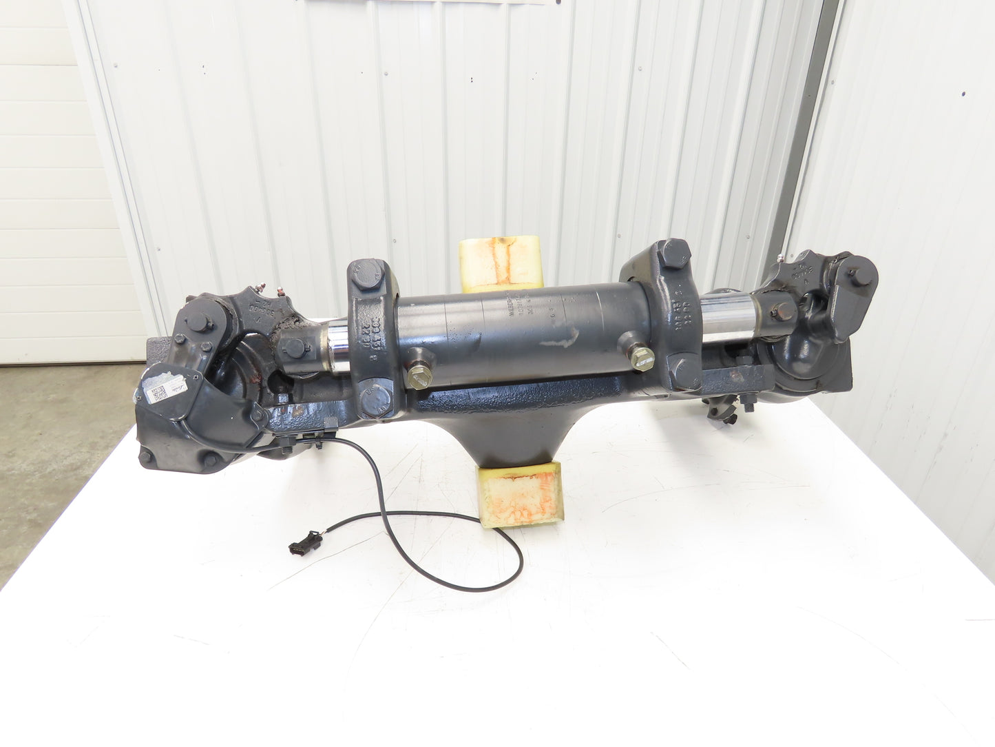Linde AL20-03/3708 Forklift Rear Axle Dual Hydraulic Steering Assembly Off E20C