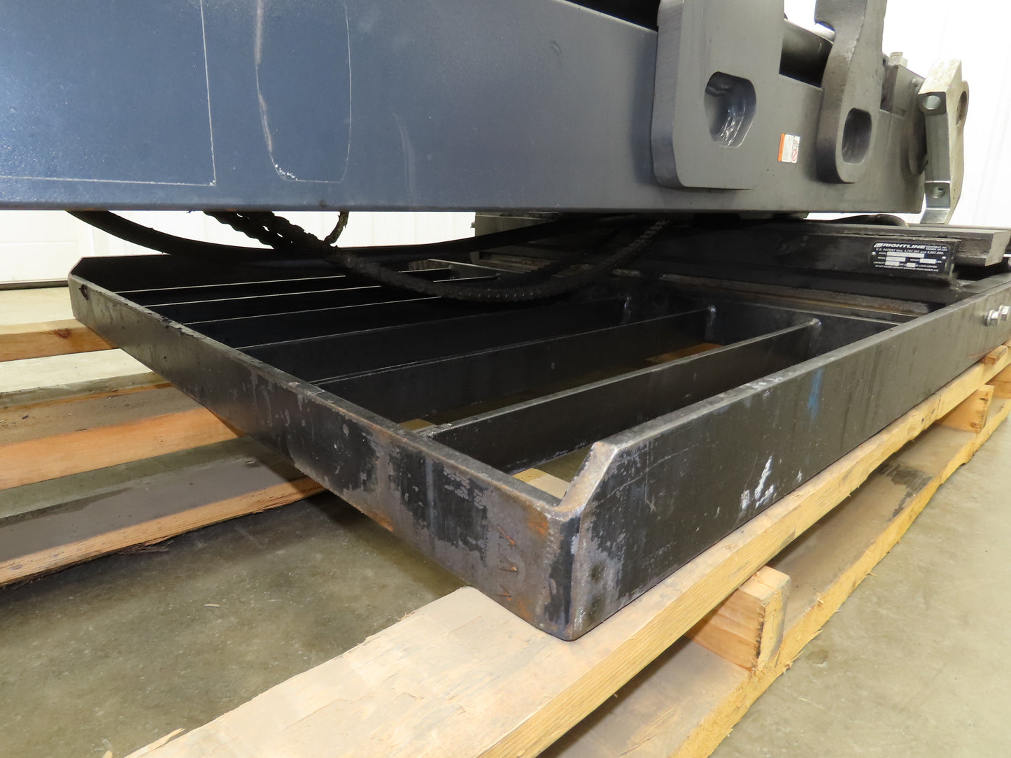 Linde E20C Forklift Mast Class II 4 Stage 4 Lever 258.5" Lift 2155 lbs Max