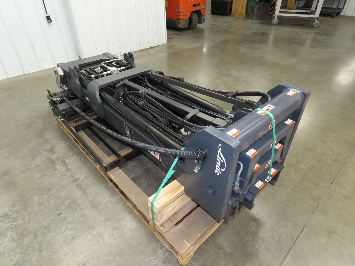 Linde E20C Forklift Mast Class II 4 Stage 4 Lever 258.5" Lift 2155 lbs Max