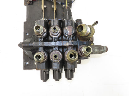 Yale Hydraulic 3-Spool 3 Lever Forklift Mast Control Valve Assembly Off ERC100