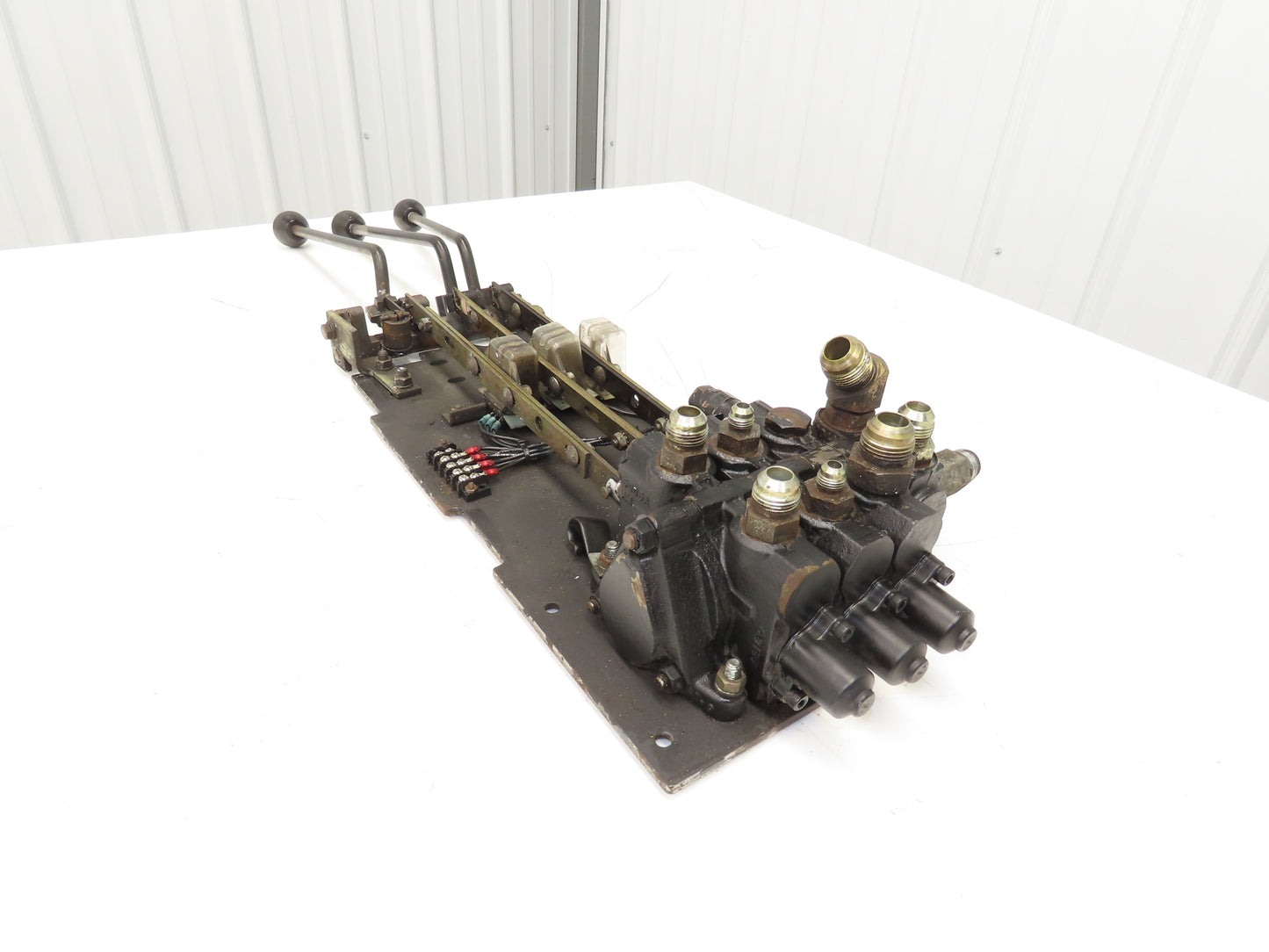 Yale Hydraulic 3-Spool 3 Lever Forklift Mast Control Valve Assembly Off ERC100