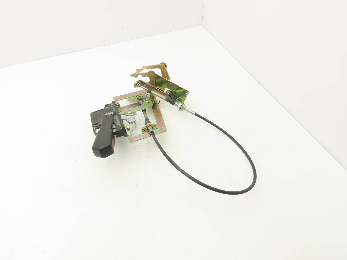 Allen Bradley 6608C44 Circuit Breaker Disconnect Handle Mechanism 36" Cable
