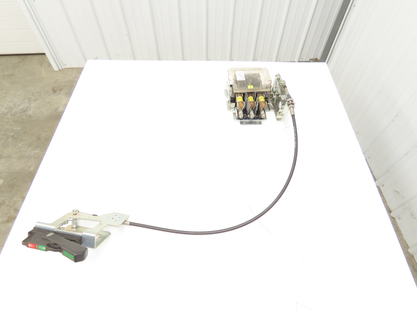 Allen Bradley 1494F-D60 Electrical 60A Disconnect Handle Mechanism 52" Cable
