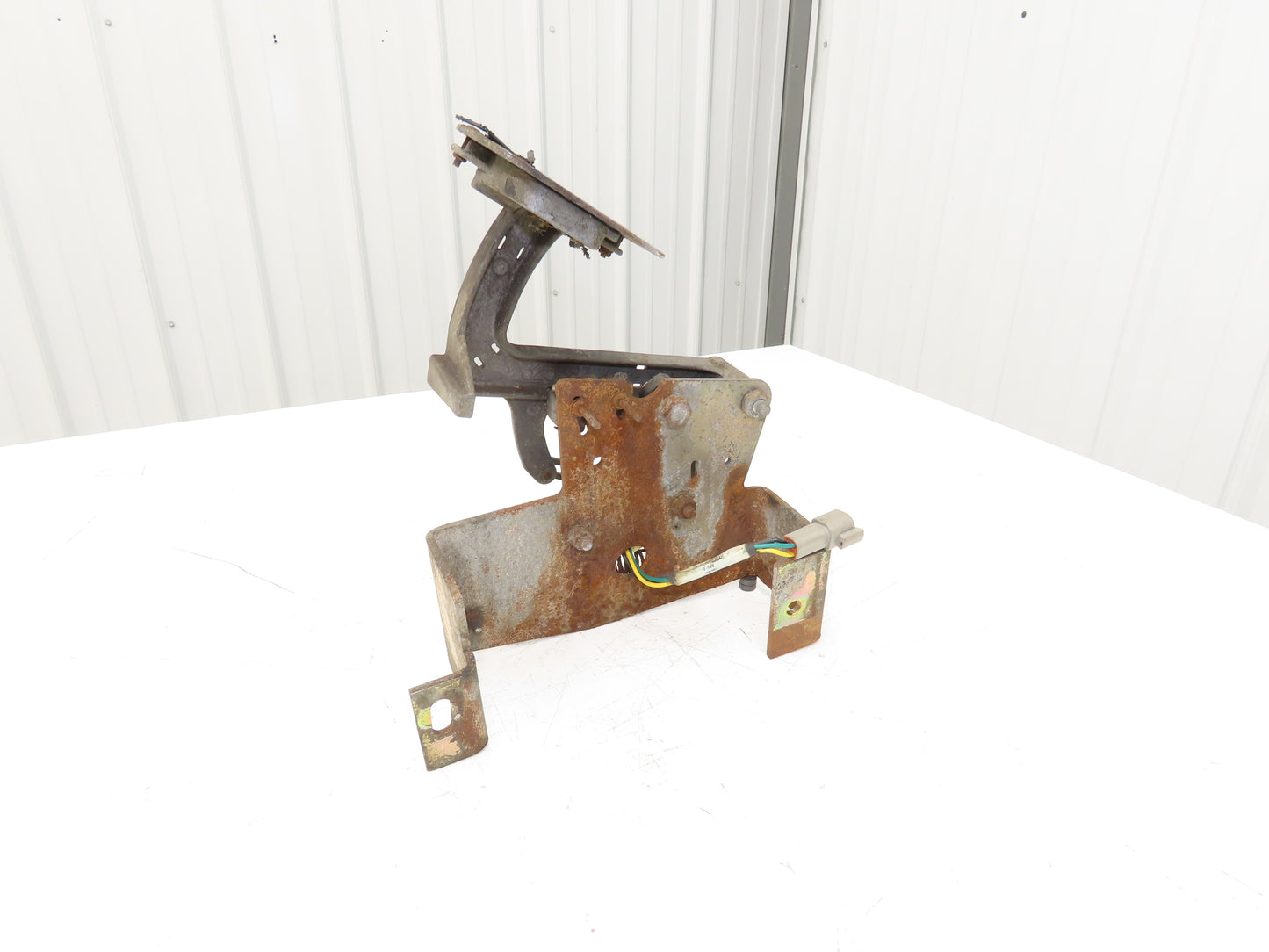 Yale Forklift Throttle Accelerator Pedal Bracket & Potentiometer Off ERC100HGN