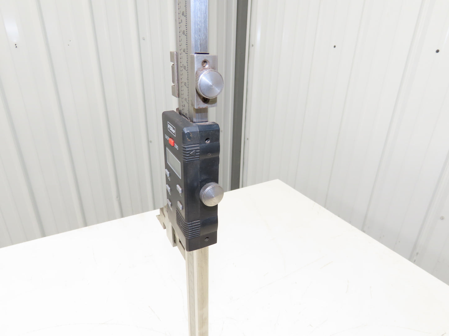 Fowler 54-106-020-0 Digital Height Gage 0-20" Range 500mm .0005"