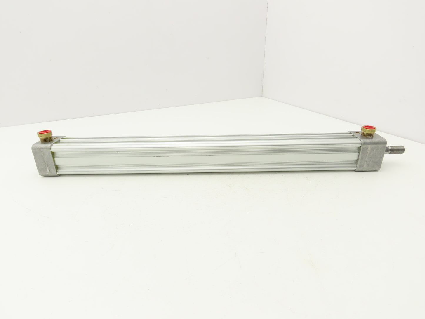 Aventics R481617686 Pneumatic Air Cylinder 1.5" Bore 16" Stroke 145 PSI