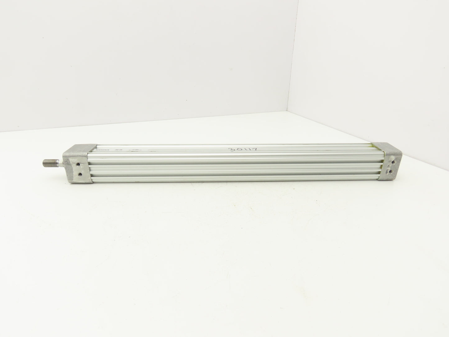 Aventics R481617686 Pneumatic Air Cylinder 1.5" Bore 16" Stroke 145 PSI