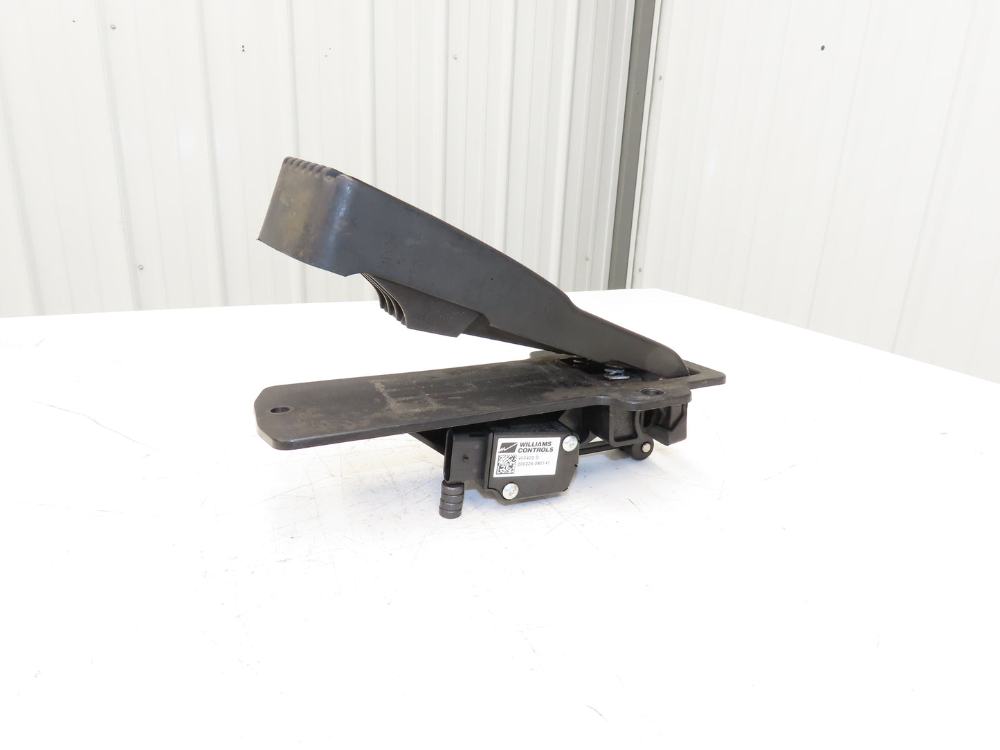 Williams Controls 402746 Forklift Accelerator Pedal & Potentiometer Off E80XN