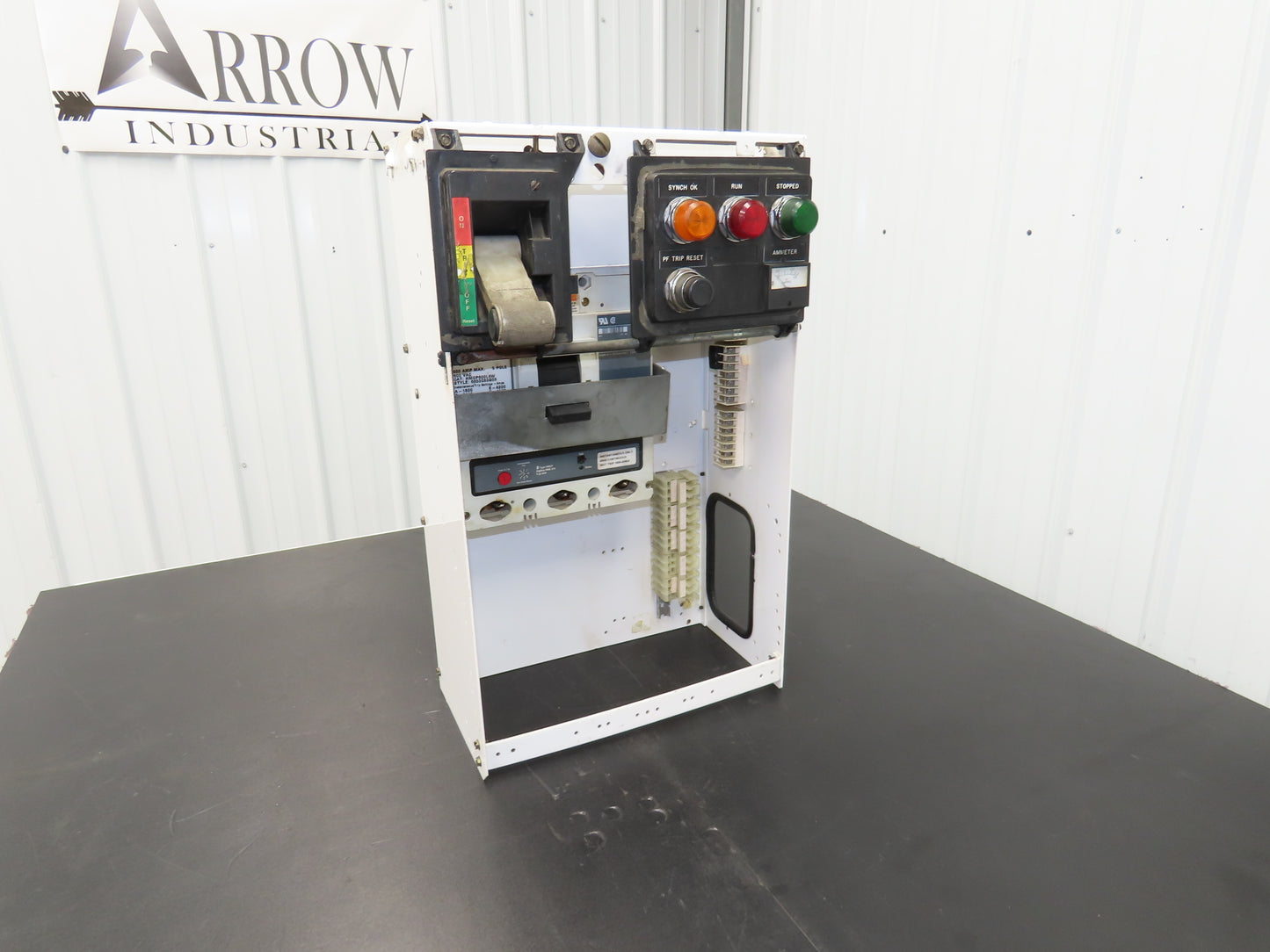 Eaton Cutler Hammer SVC MCC Motor Disconnect Bucket 600A Breaker 400Hp 480V