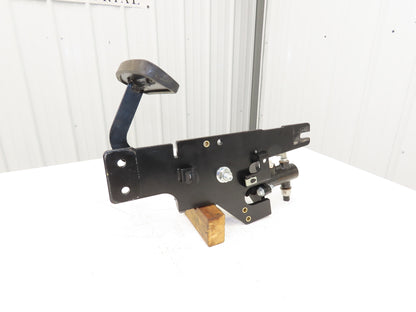 Hyster E80XN Forklift Brake Pedal & Master Cylinder & Bracket Assembly
