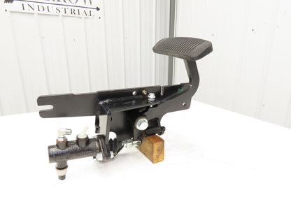 Hyster E80XN Forklift Brake Pedal & Master Cylinder & Bracket Assembly