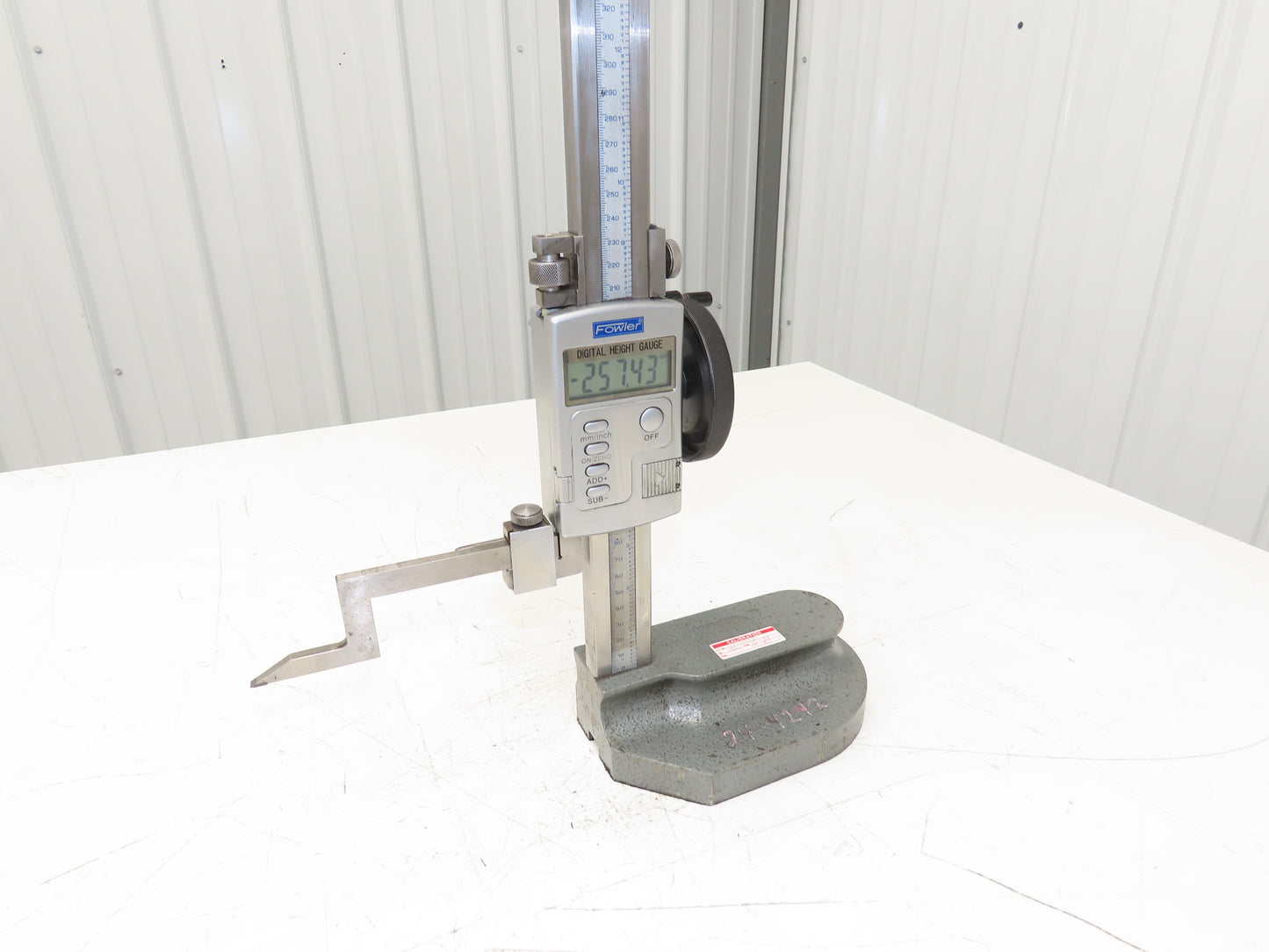 Fowler 54-175-024-0 E Plus Digital Z Height Gage 0-24" Range 600mm 6" Scriber
