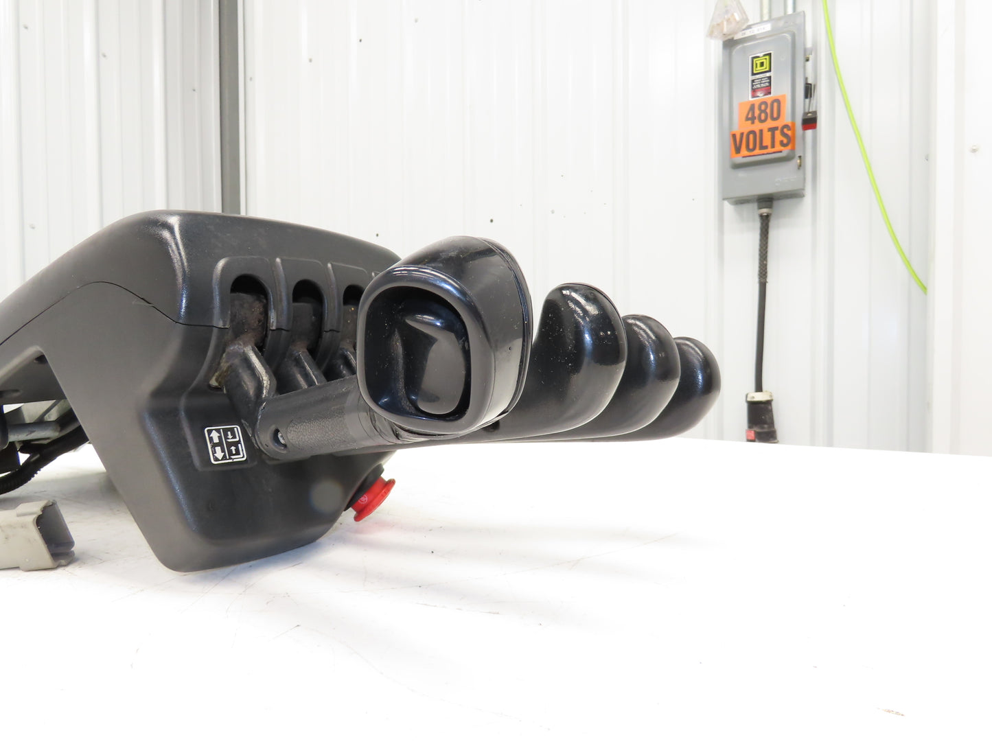 Hyster E80XN Forklift Four Lever Control Assembly Lift Tilt Shift Position READ