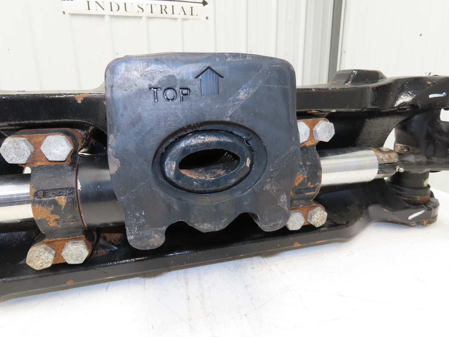 Hyster E80XN Forklift Rear Axle Dual Hydraulic Steering Assembly 8527474