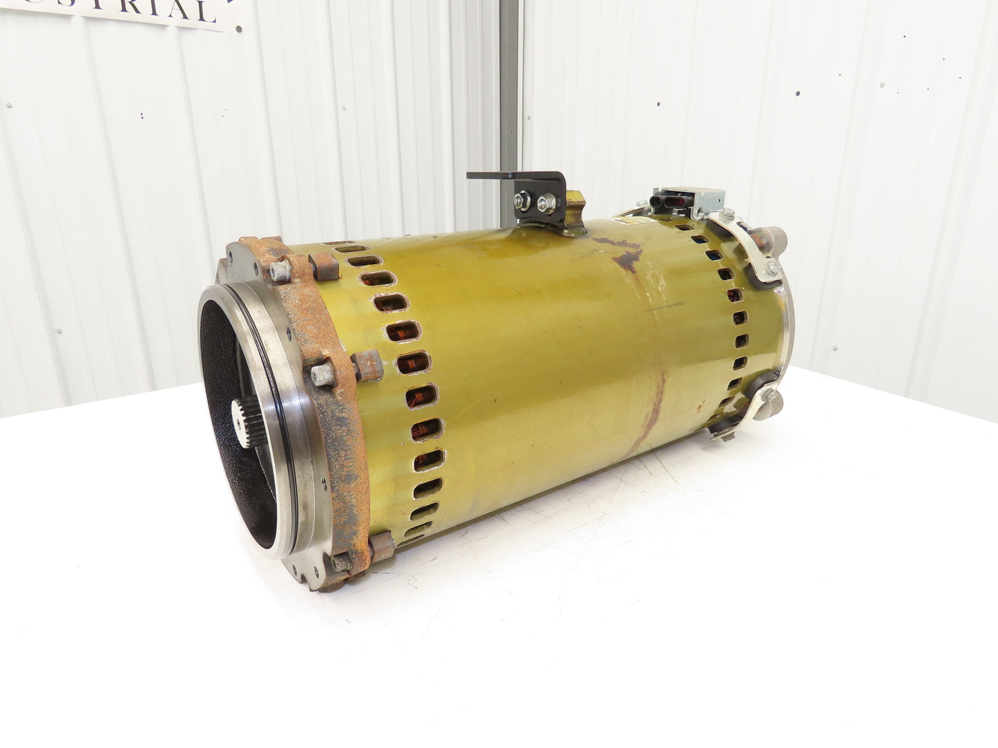 Hyster 8544587 Forklift Traction Drive Motor 48V 21.5kW Off E80XN TSW 180/6-360