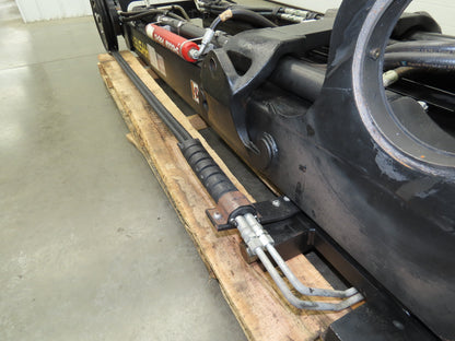 Hyster E80XN Forklift Mast Class IV 2 Stage 4 Lever 144.7" Lift 7000lb