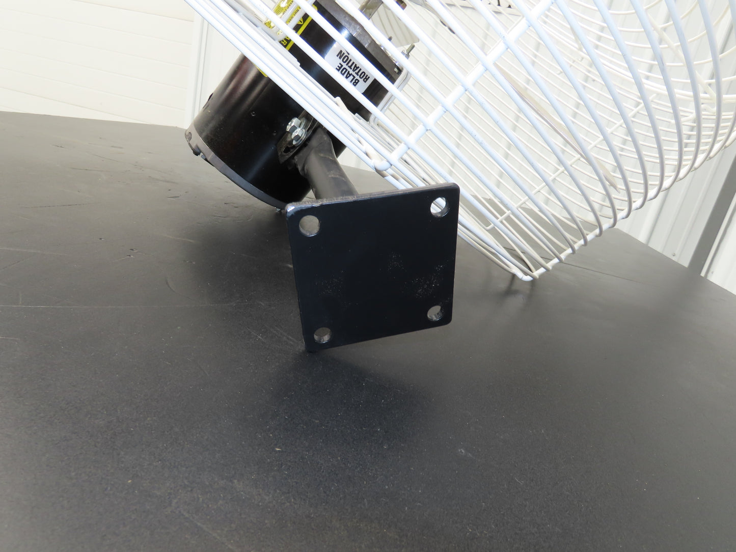 Schaefer VK24-3 Horizontal Air Flow Fan 24" 1/2Hp 230/460V 3Ph 1800RPM 7750CFM