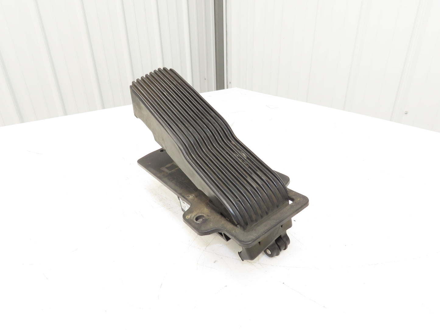 Williams Controls 402746 Forklift Accelerator Pedal & Potentiometer Off E100XN