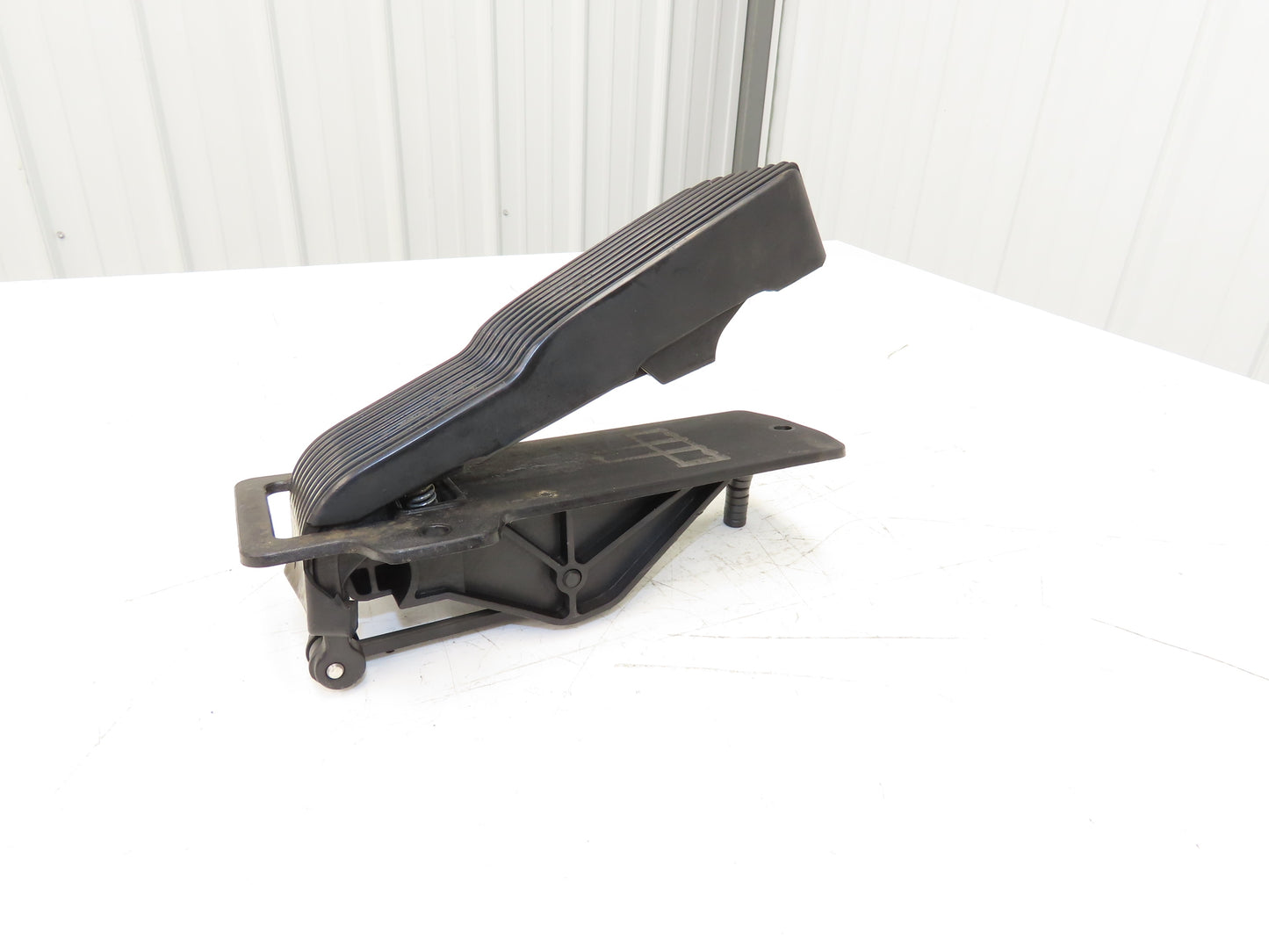 Williams Controls 402746 Forklift Accelerator Pedal & Potentiometer Off E100XN
