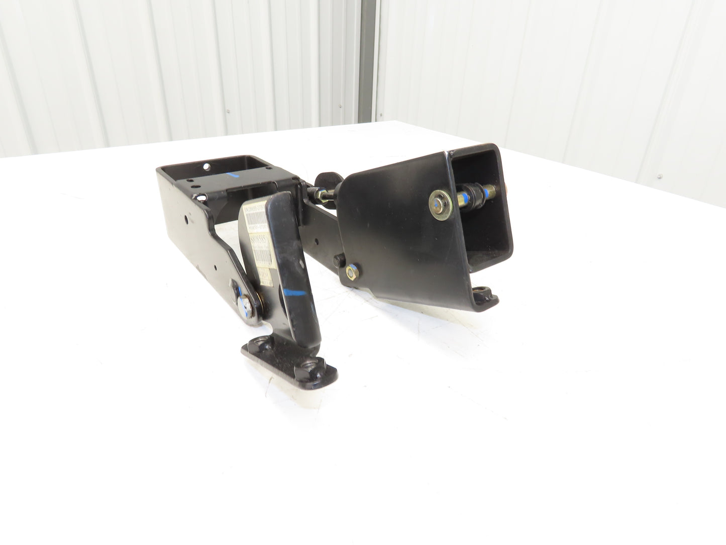 Hyster 8808585 Forklift Steering Column Tilt Bracket Assembly Off E100XN