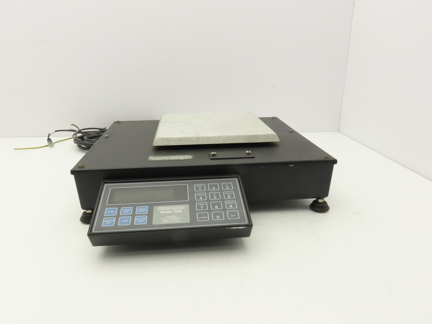 Pennsylvania Scale Company 7600 Scale High Resolution Count / Weigh Scale