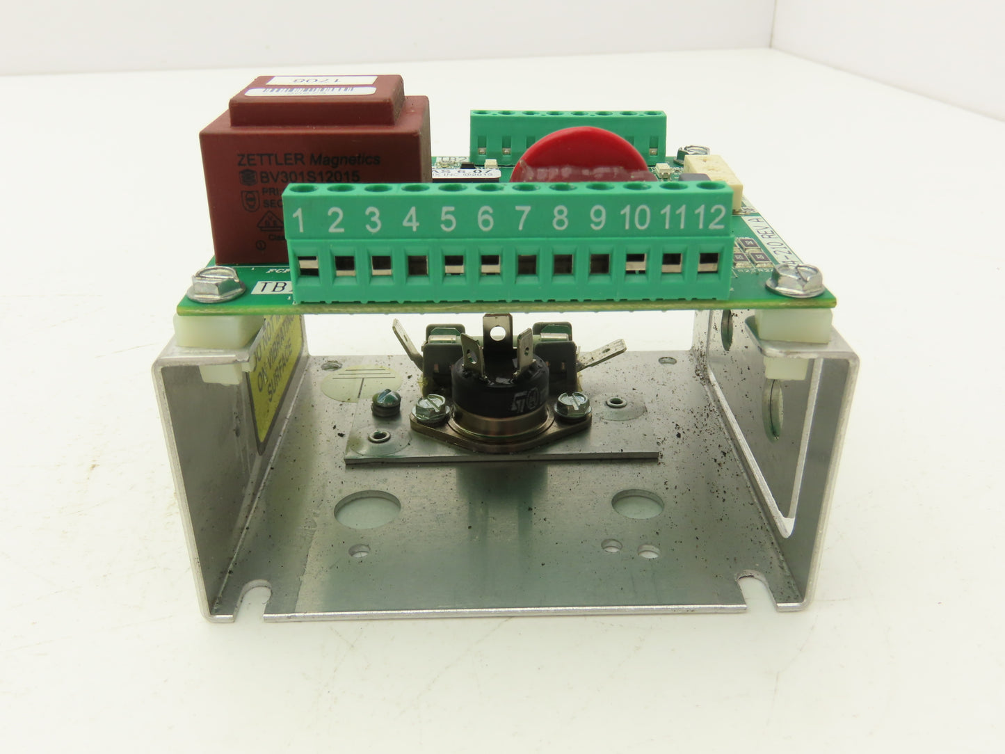 Rodix 121-886 FC-44 PLUS Feeder Cube 120VAC 50/60 Hz 15A w/ 24-210 Rev A PCB
