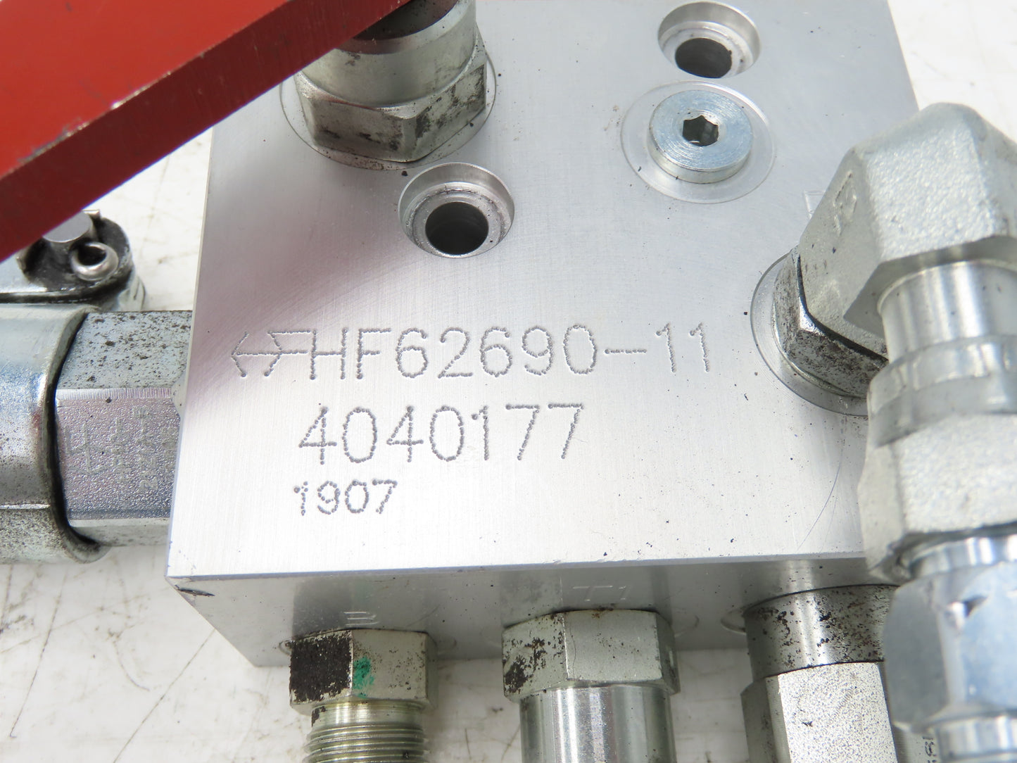 Hyster 4040177 Forklift Parking Break Manifold Valve HF62690-11 Off E100XN