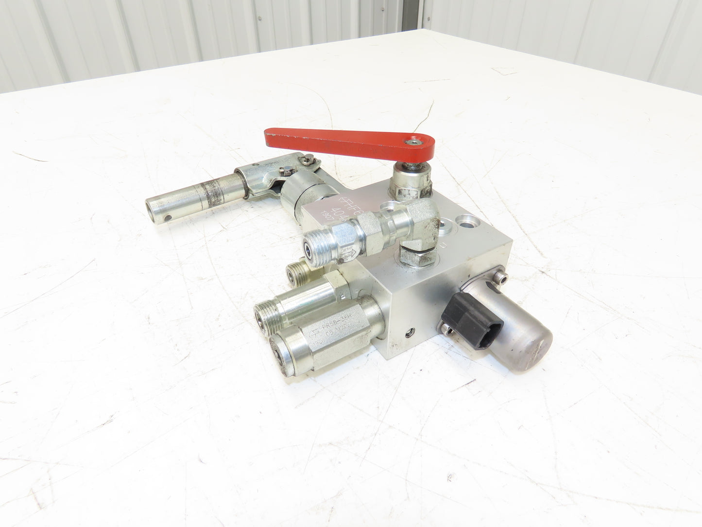 Hyster 4040177 Forklift Parking Break Manifold Valve HF62690-11 Off E100XN