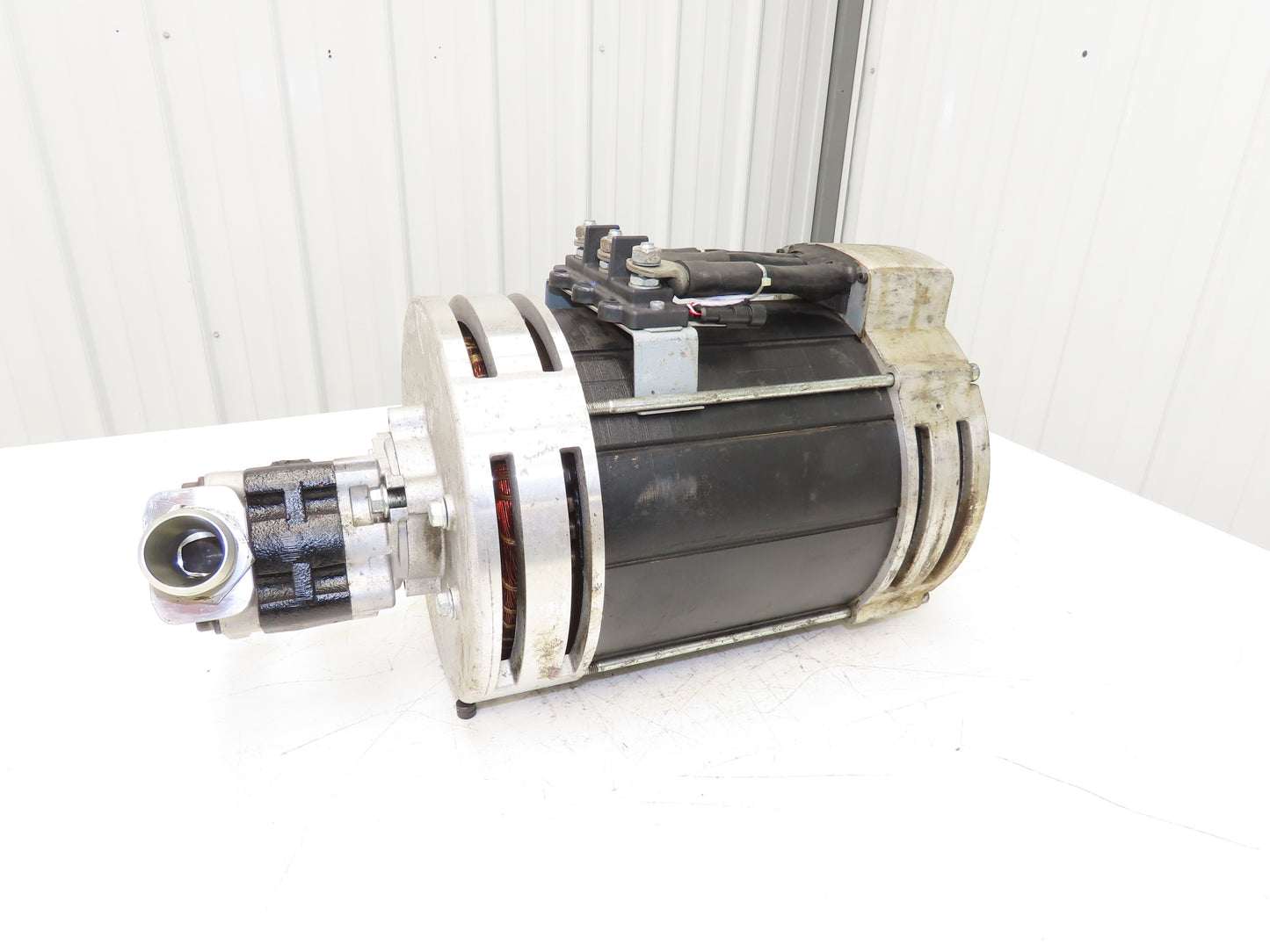 Hyster 8817195 Forklift Hydraulic Motor 48V & Pump 8804229 Removed From E100XN