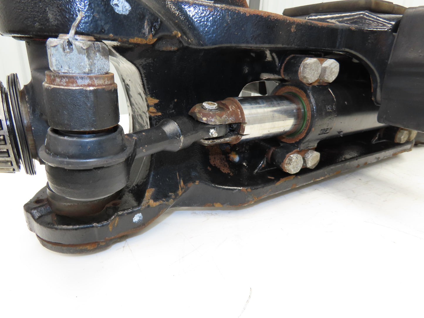 Hyster E100XN Forklift Rear Axle Dual Hydraulic Steering Assembly 8527474