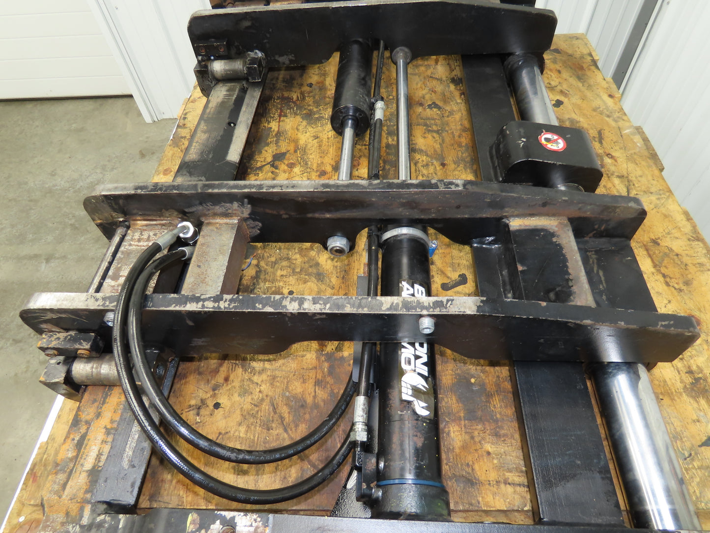 Hyster E100XN Forklift Carriage Fork Positioner 48" Width 10000lbs Class 4 READ