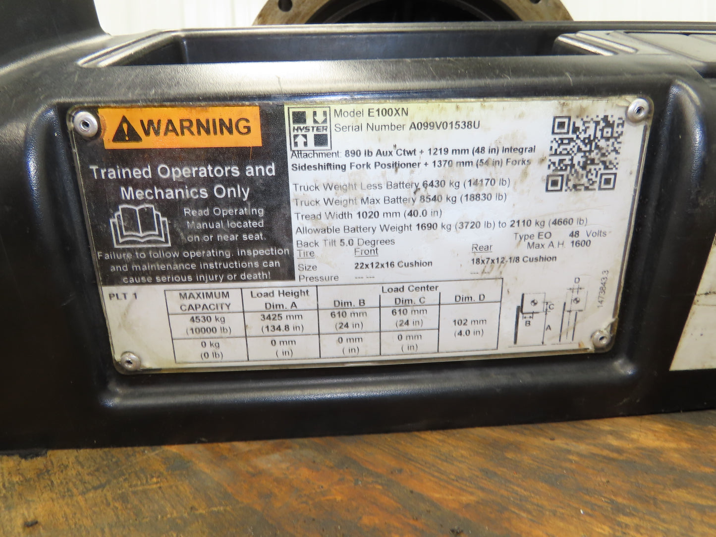 Hyster E100XN Forklift Front Dual Wheel Drive Axle Assembly 8-Lug Off E100XN
