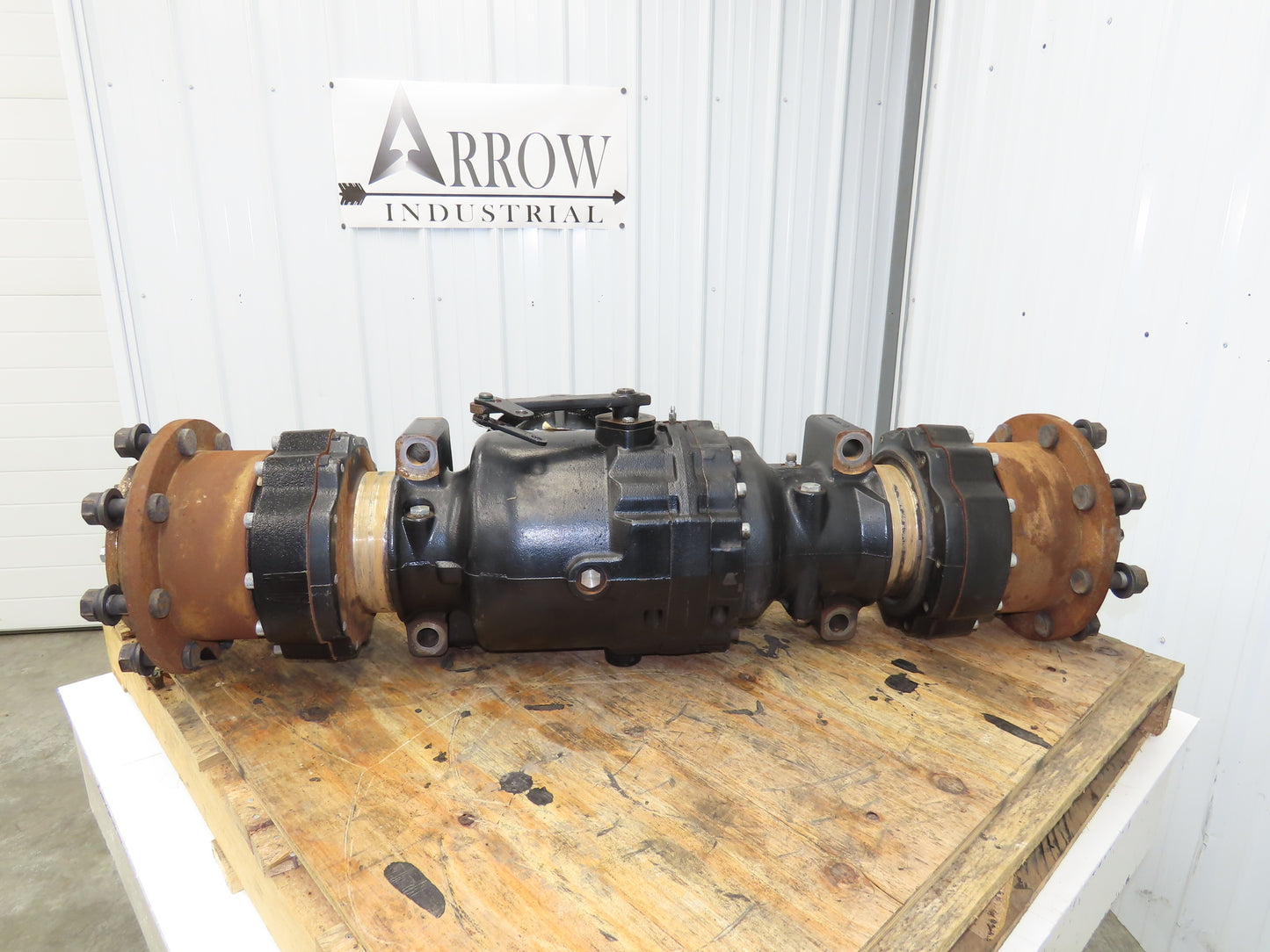 Hyster E100XN Forklift Front Dual Wheel Drive Axle Assembly 8-Lug Off E100XN
