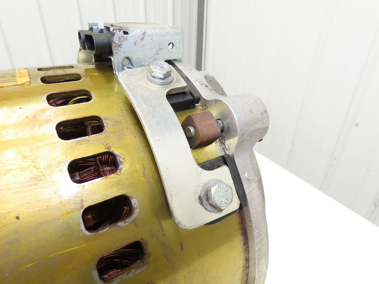 Hyster 8544587 Forklift Traction Drive Motor 48V 21.5kW Off E100XN TSW 180/6-360