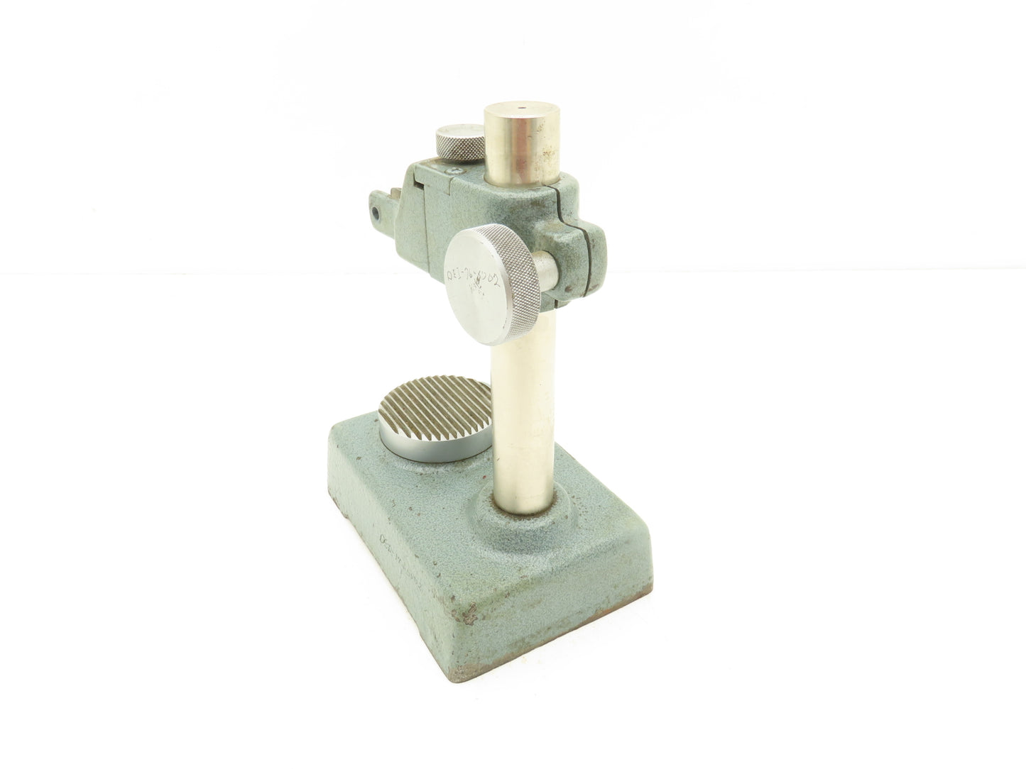 Mitutoyo 7003 Indicator Transfer Stand Serrated Anvil 6-3/8"H Post 3/8" Stem
