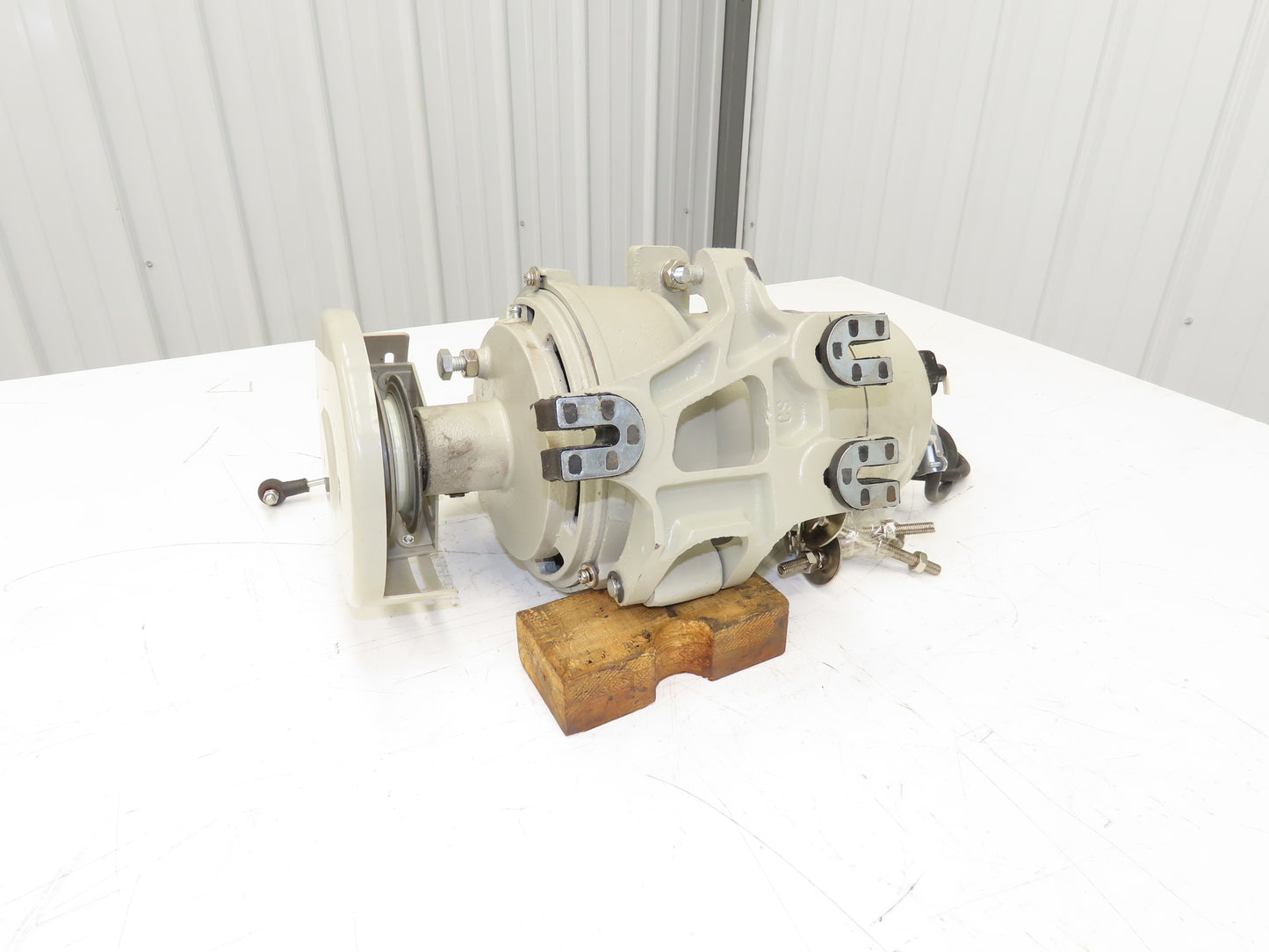E-Z M-13 Clutch AC Motor For Industrial Sewing Machine 1/2Hp 220VAC 3PH 1720 RPM