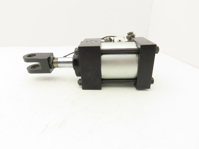 Numatics T6EQP-01/1E-AAA2 Pneumatic Air Cylinder 3.25" Bore x 1.5" Stroke 1" Rod