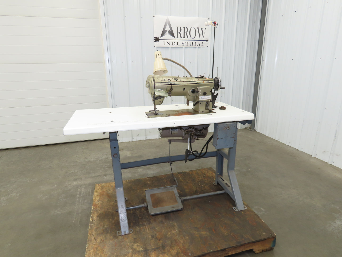 Singer 457 Industrial Sewing 3-step Zig Zag Rotary Take-up Machine 220VAC 3Ph