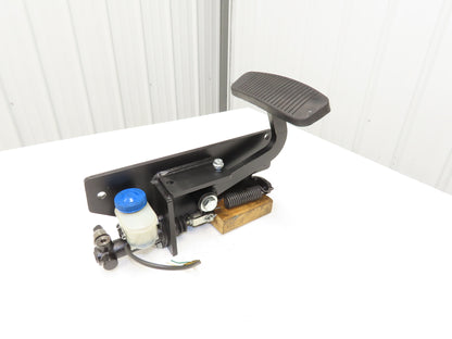 Yale ERP035VTN36TE084 Forklift Brake Pedal Master Cylinder & Bracket Assembly