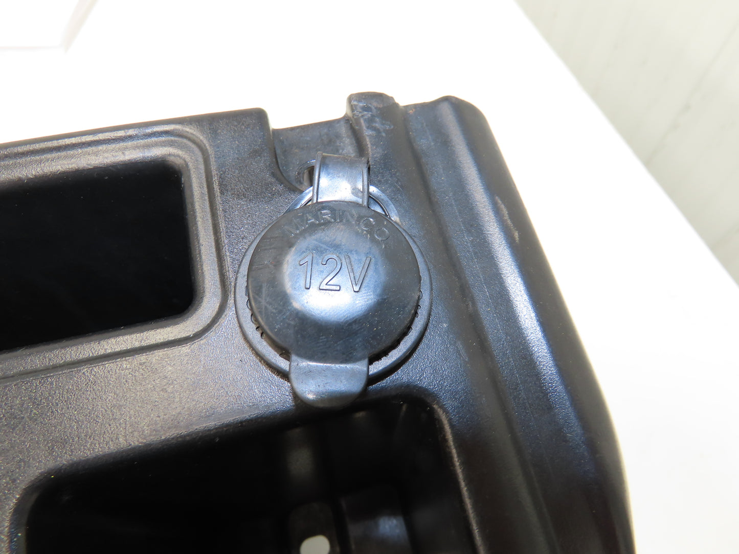 Yale ERP035VTN36TE084 Forklift Dash Plastic Shroud Cover With Cupholder