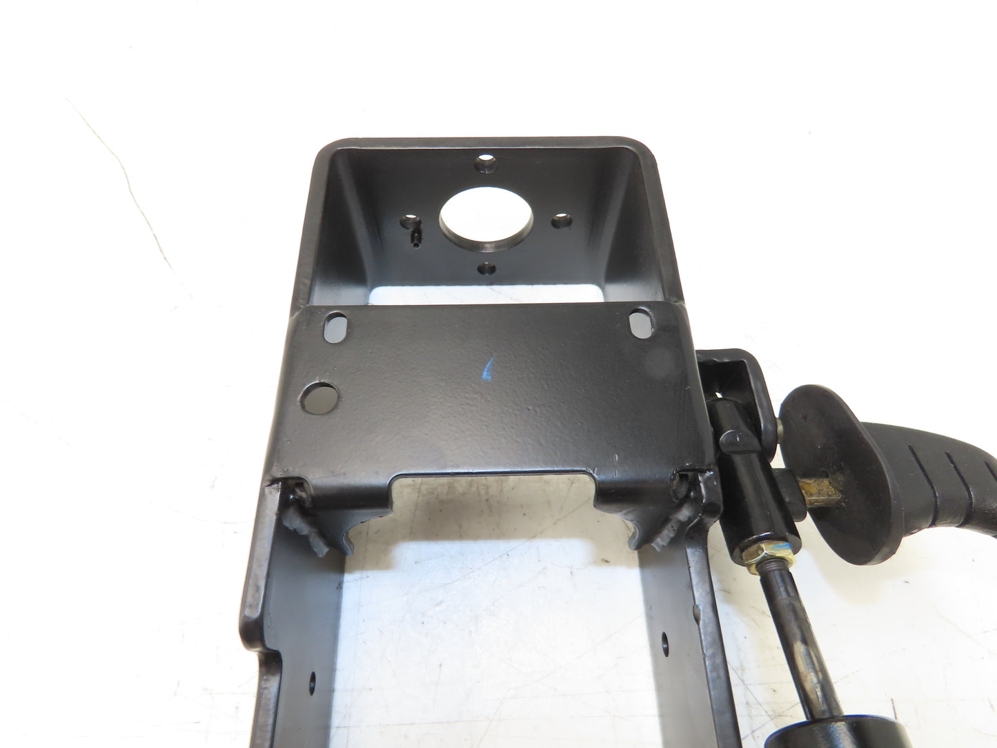 Yale 8808585 Forklift Steering Column Tilt Bracket Assembly ERP035VTN36TE084