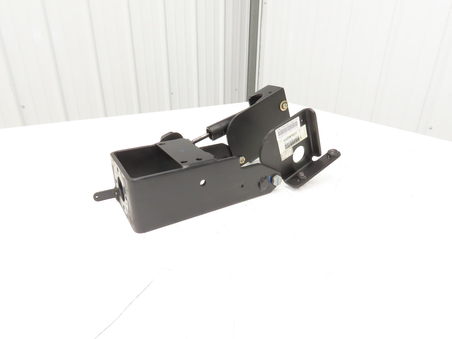 Yale 8808585 Forklift Steering Column Tilt Bracket Assembly ERP035VTN36TE084
