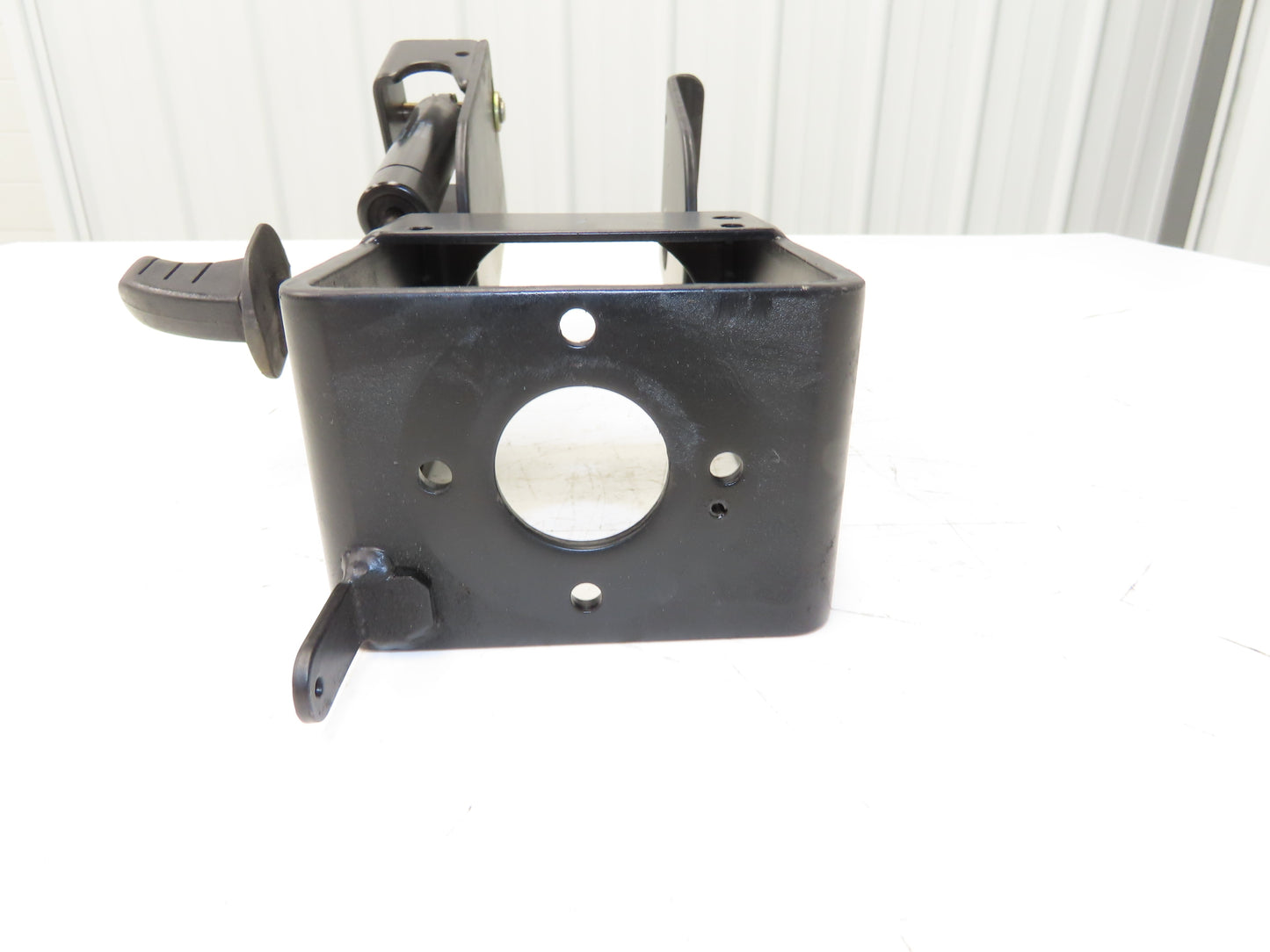 Yale 8808585 Forklift Steering Column Tilt Bracket Assembly ERP035VTN36TE084
