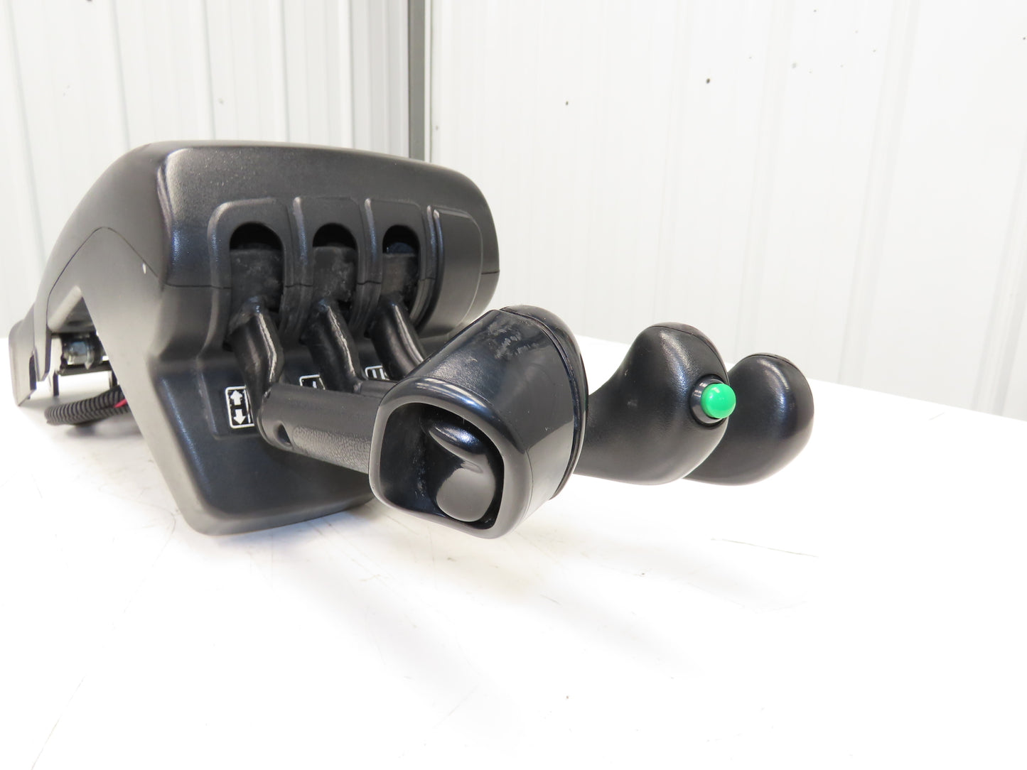 Yale ERP035VTN36TE084 Forklift Three Lever Control Assembly Lift Tilt Shift