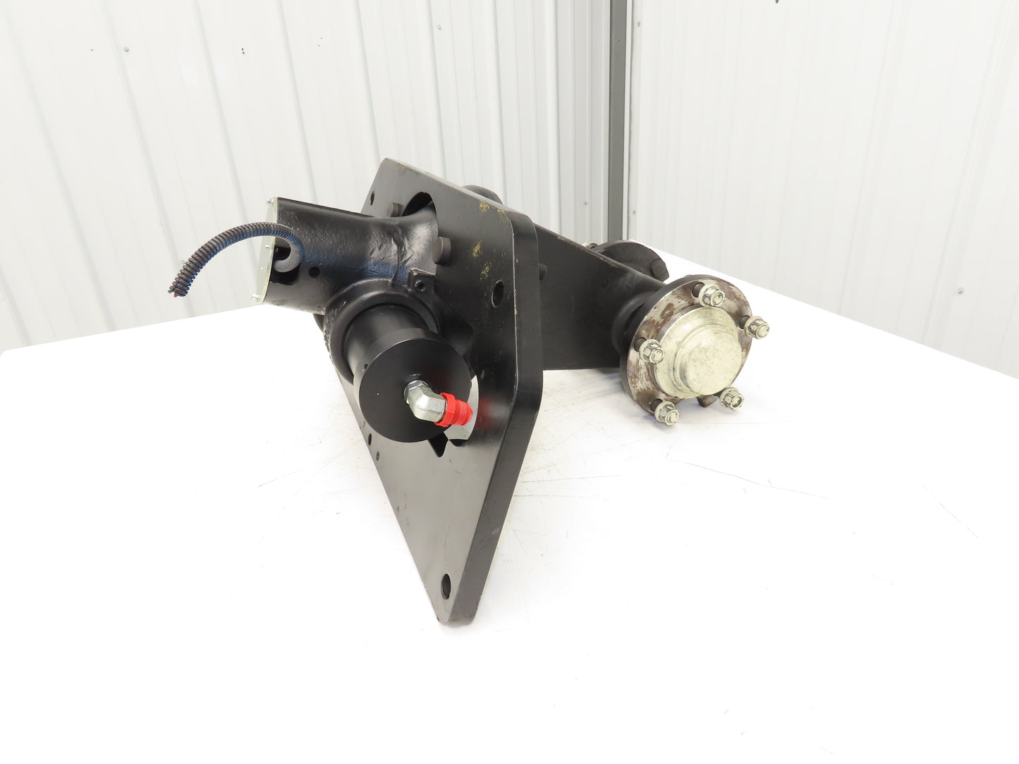 Yale 4041725 Dual-Wheel Rear Steer Axle Assembly Off ERP035VTN36TE084 Forklift