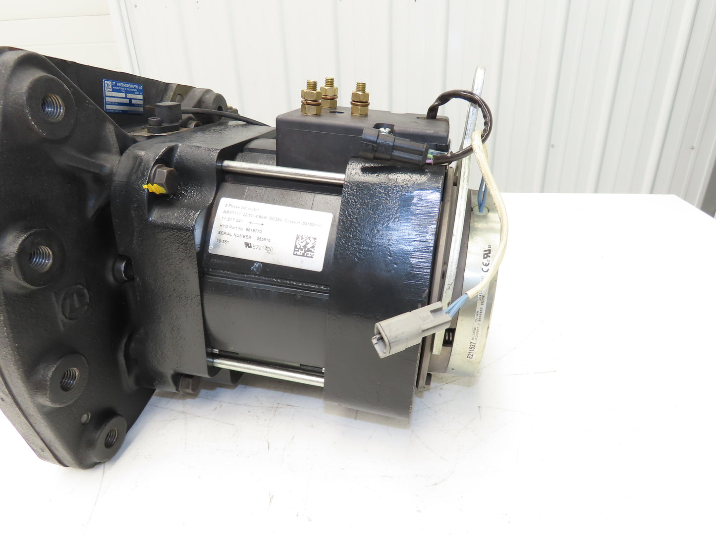 Yale 8818770 Forklift Front Left Drive Axle & Motor 5-Lug Off ERP035VTN36TE084