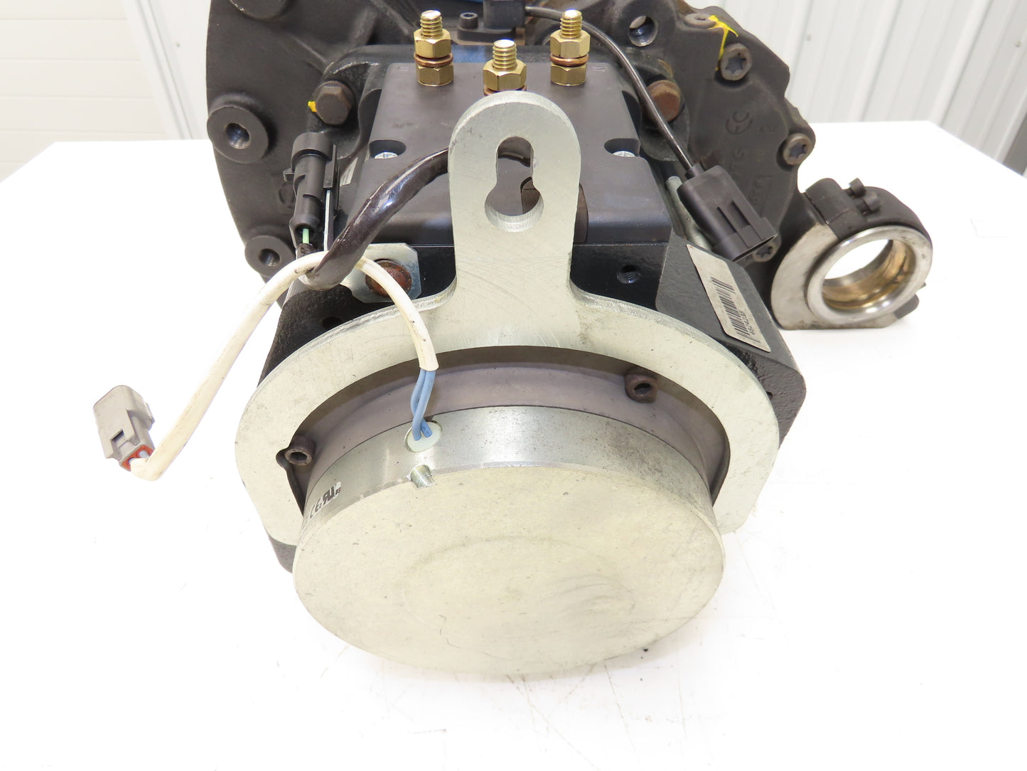 Yale 8818770 Forklift Front Left Drive Axle & Motor 5-Lug Off ERP035VTN36TE084